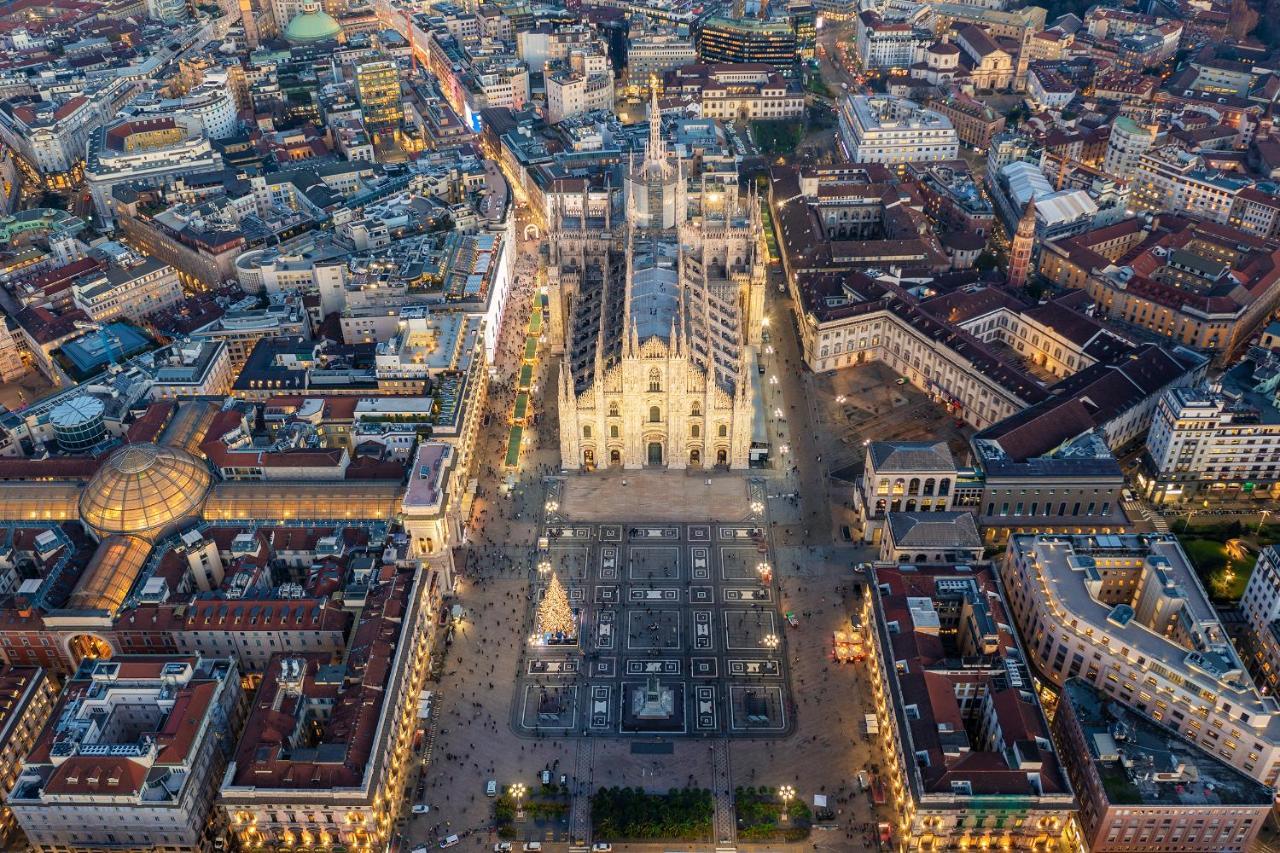City Centre Apartment - 10 Minutes To Duomo - Free Wifi E Netflix Mediolan Zewnętrze zdjęcie